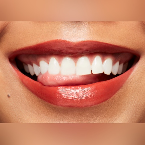 MAC LUSTREGLASS SHEER-SHINE LIPSTICK CHILI POPPER 562 - Picture 5 of 5